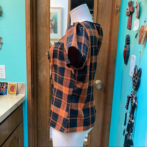 Collectif 4X pumpkin plaid Top - Picture 9 of 12